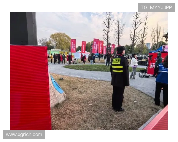 加强足球赛事安保管理提升观赛体验与防范安全风险的策略分析